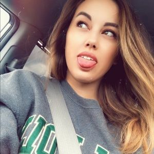 Meet your Posher, Marissa